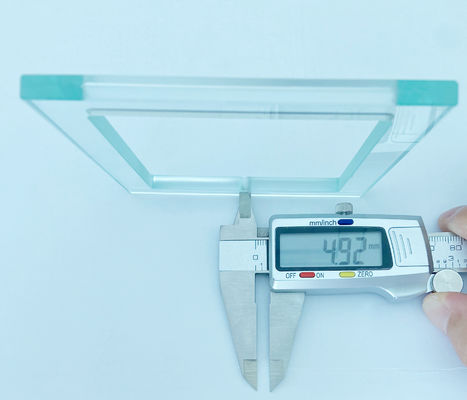 los paneles de cristal moderados 6m m pulieron el borde para la pantalla LCD